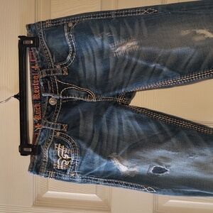 Rock revival jeans 💙